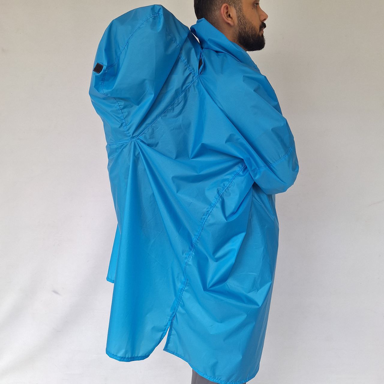 پانچو کوهنوردی پکینیو