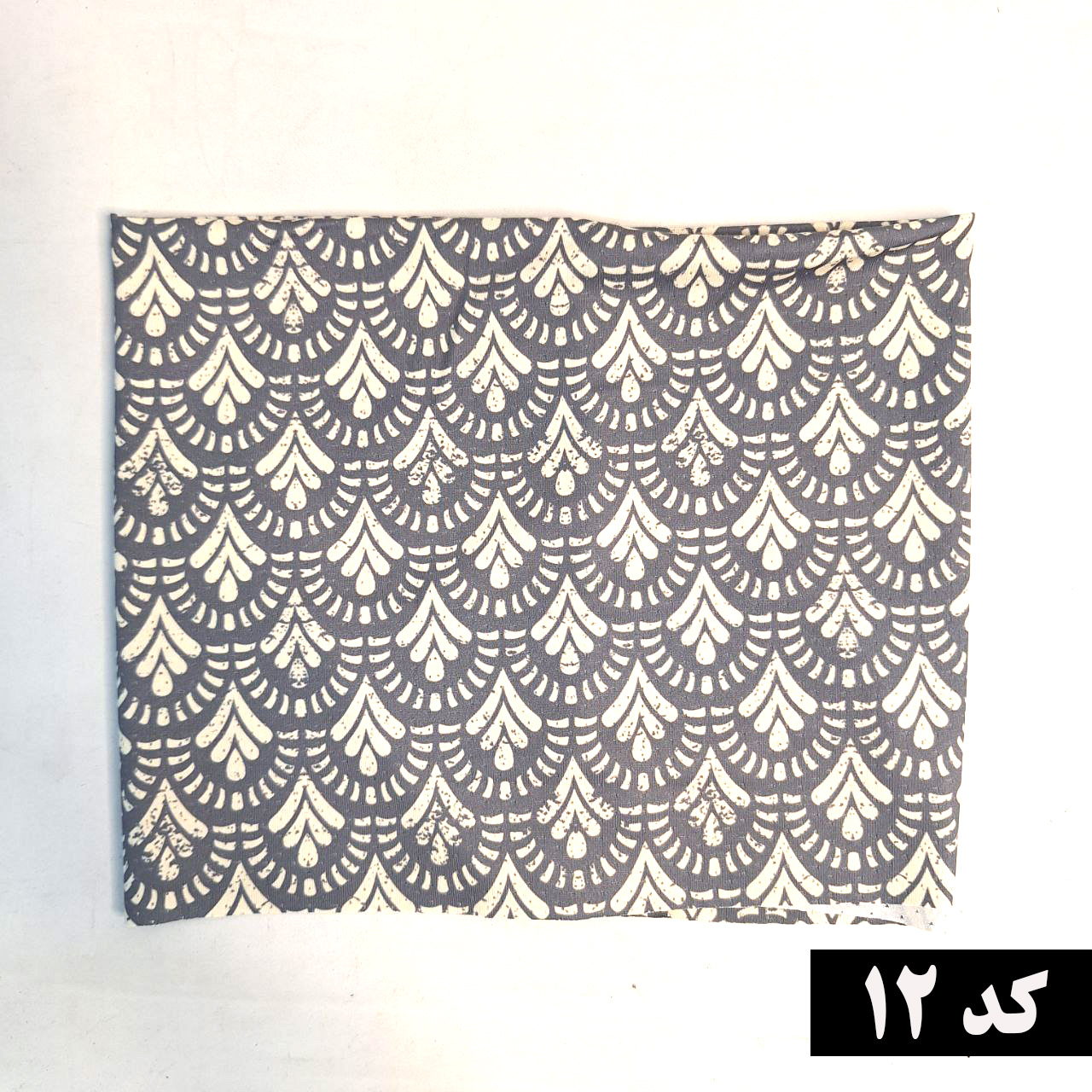 دستمال سر و گردن سوزنی طرح اسلیمی