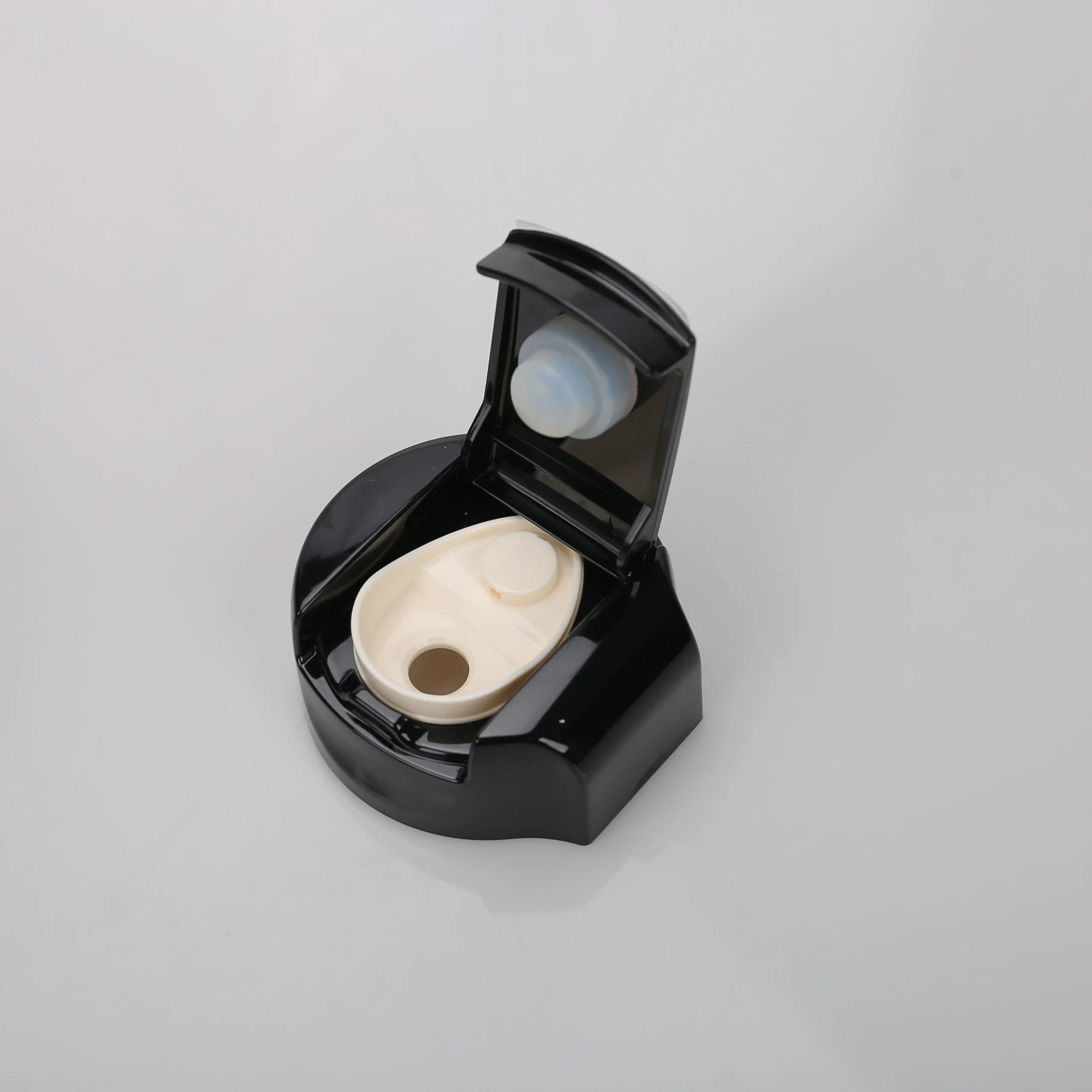 ماگ سفری شارژی مدل FCC-390PRO
