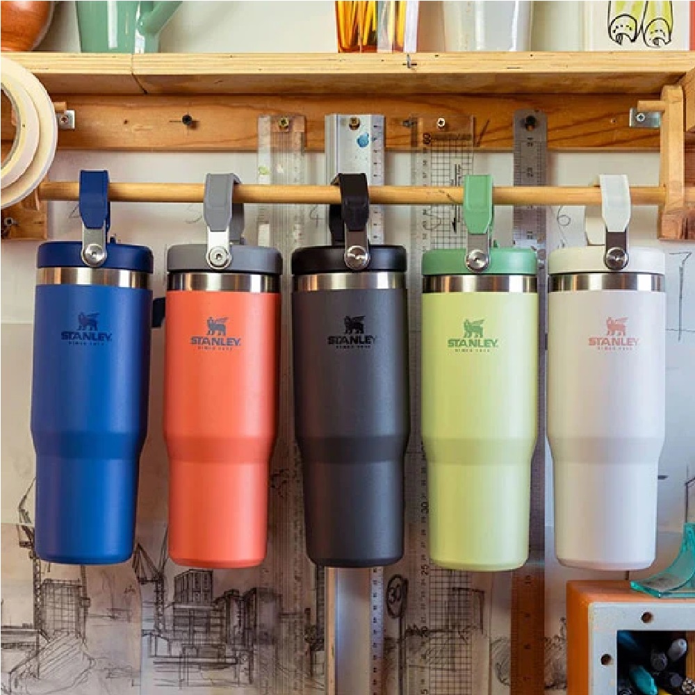 ماگ نی دار استنلی FLIP STRAW TUMBLER ظرفیت 880 میلی لیتر اورجینال